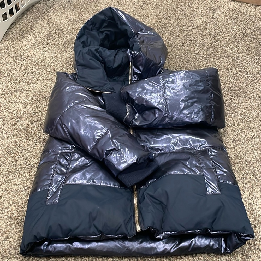 Beautiful, blue shimmer/shiny heavy down puffer coat reversible kids medium